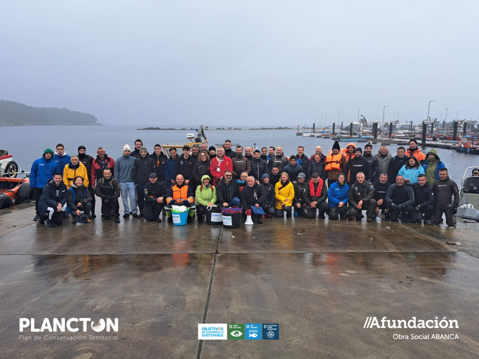 PLANCTON 2026: limpieza de basura marina en Areoso y Pedregoso_Afundación